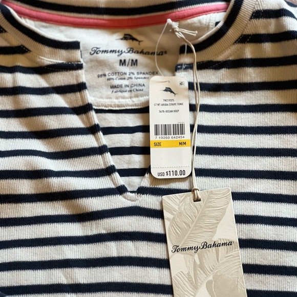 Tommy Bahama sweater women’s - Picture 3 of 6